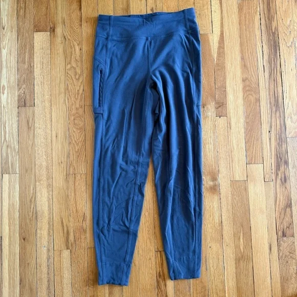 LULULEMON Run On Jogger Pant Grey size 6 - Picture 2 of 5